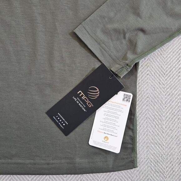 MPG Long Sleeve Base Shirt Men's Small Thyme Green Soft Moisture Wicking NWT - Picture 2 of 12